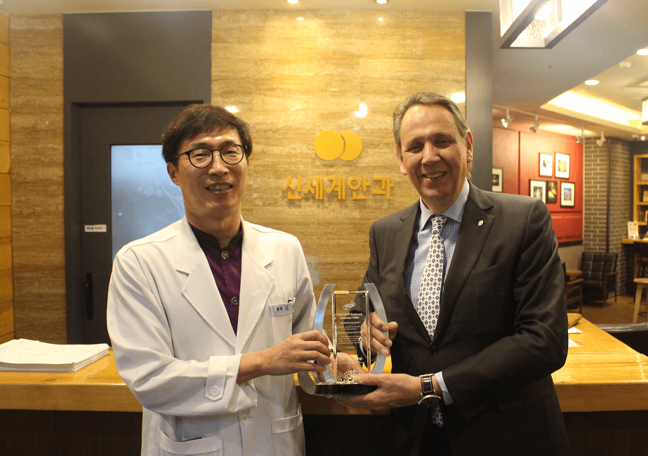 옵텍(OPHTEC) 공식 의학자문 안과